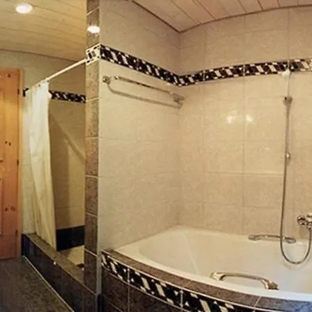 Apartment Curtin Sot 15a