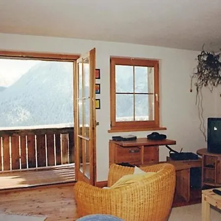 Apartment Curtin Sot 15a Sent